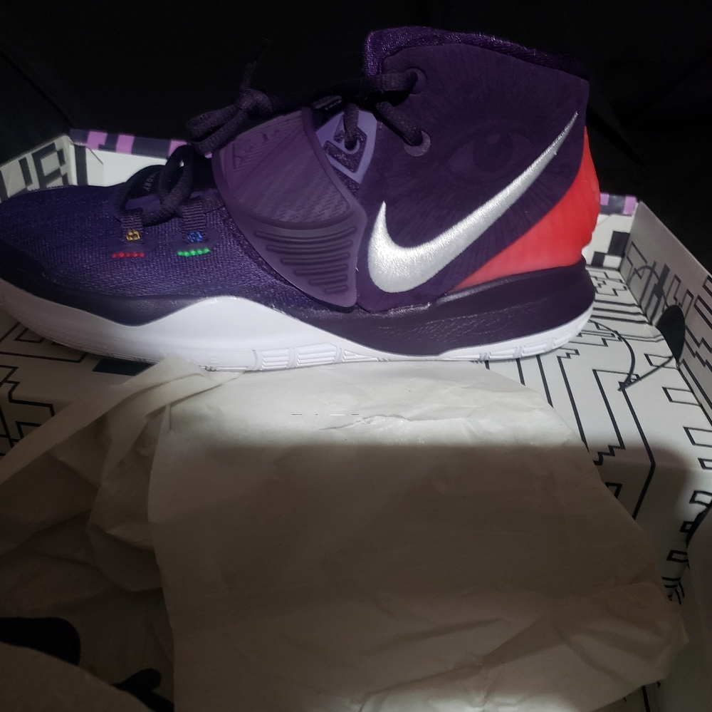 Kyrie 6 basketball shoes